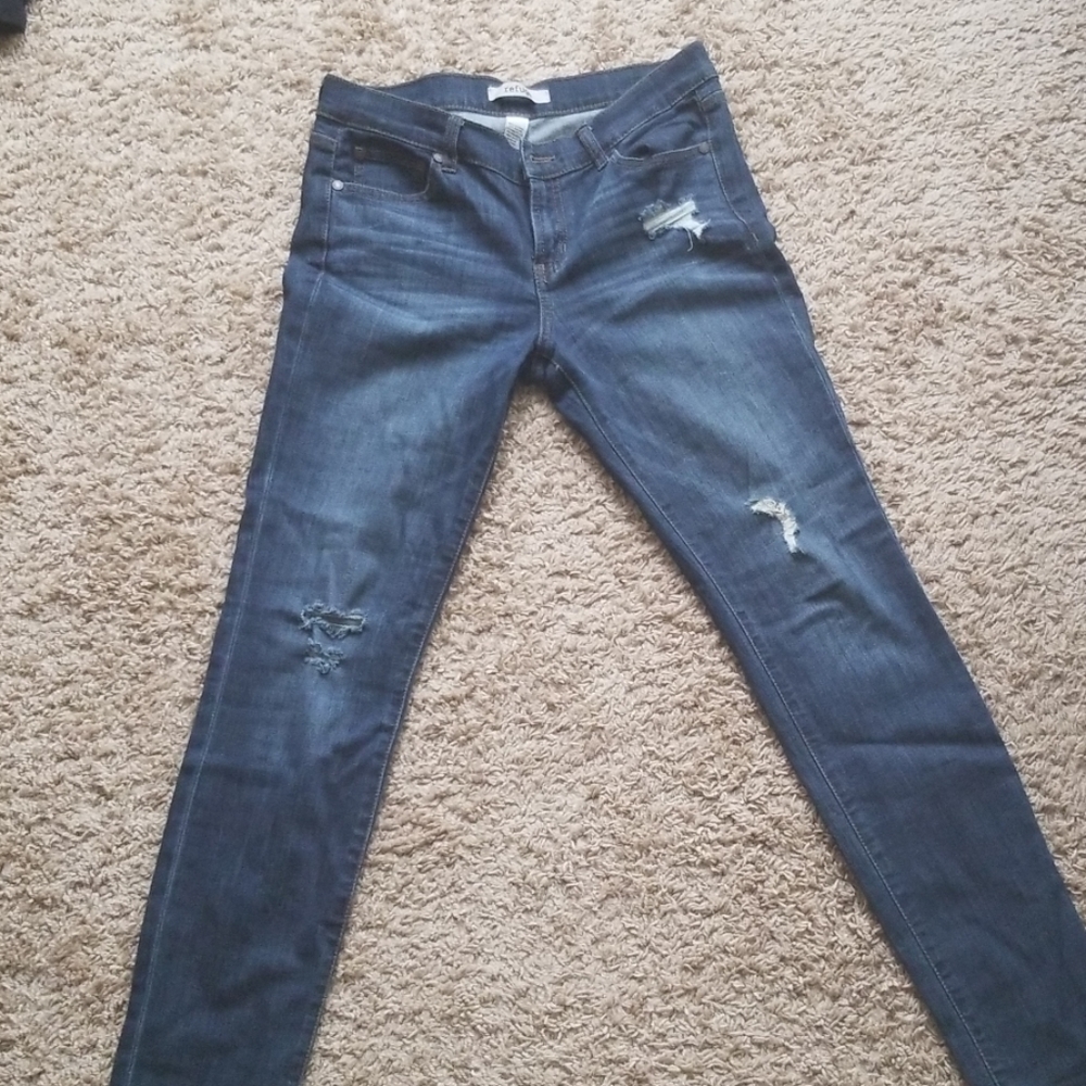 Refuge Ripped Jeans